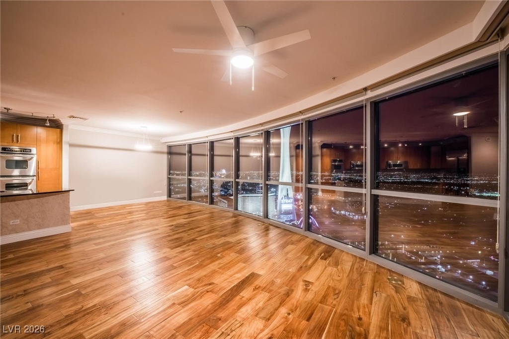 200 W Sahara Avenue - Photo 8