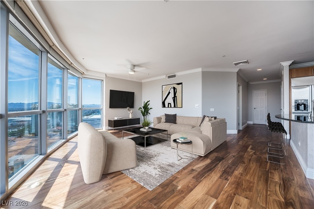 200 W Sahara Avenue - Photo 1