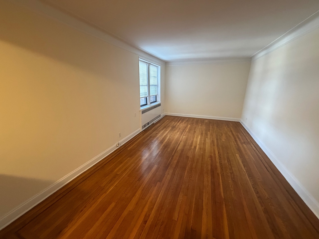 36-35 167th Street - Photo 9