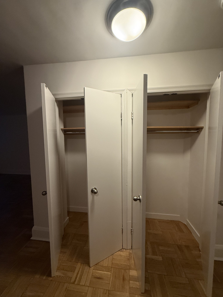 435 East 79th Street - Photo 2