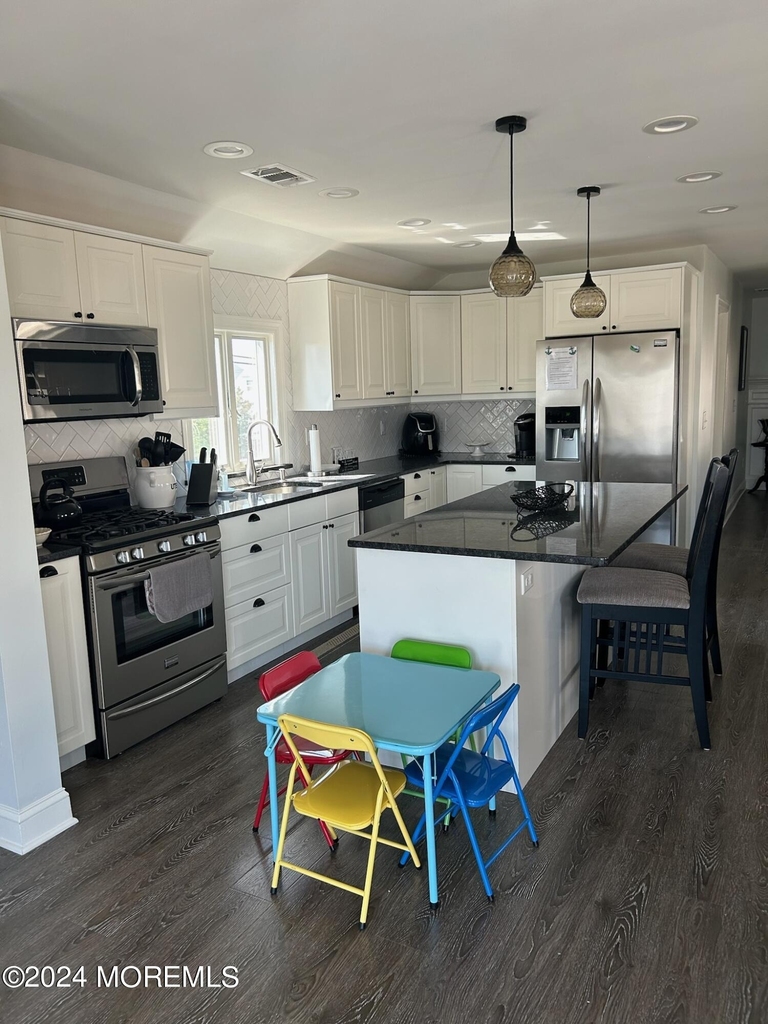 111 Jersey City Avenue - Photo 1