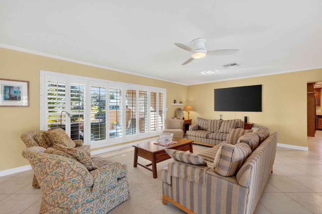 2871 Ne 26th Court - Photo 9