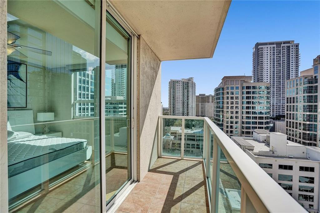 350 Se 2nd Street - Photo 14