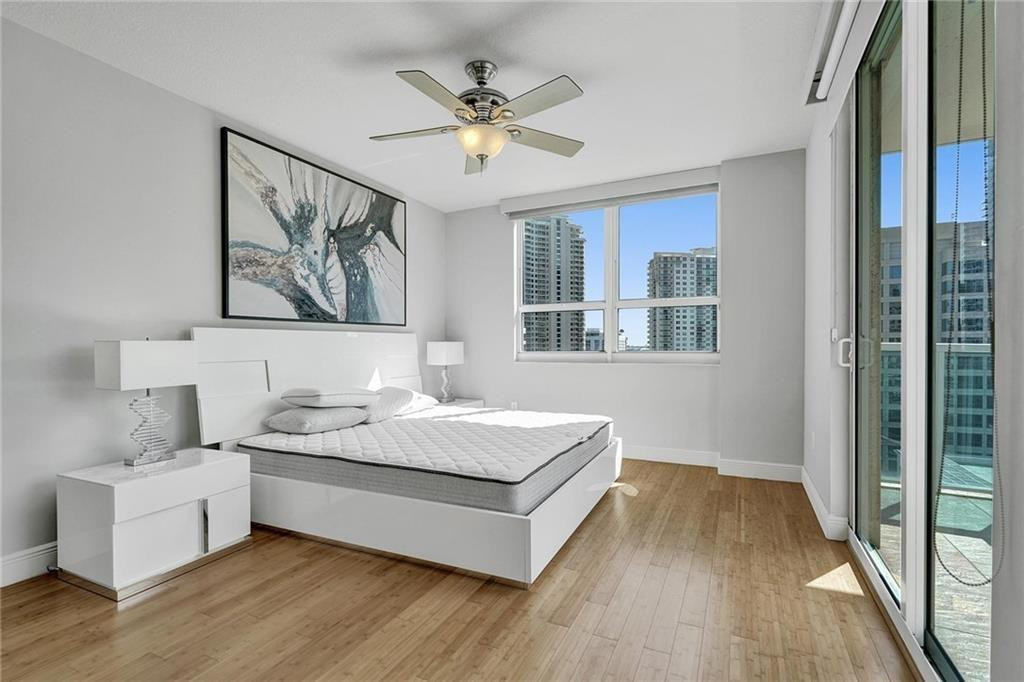 350 Se 2nd Street - Photo 12