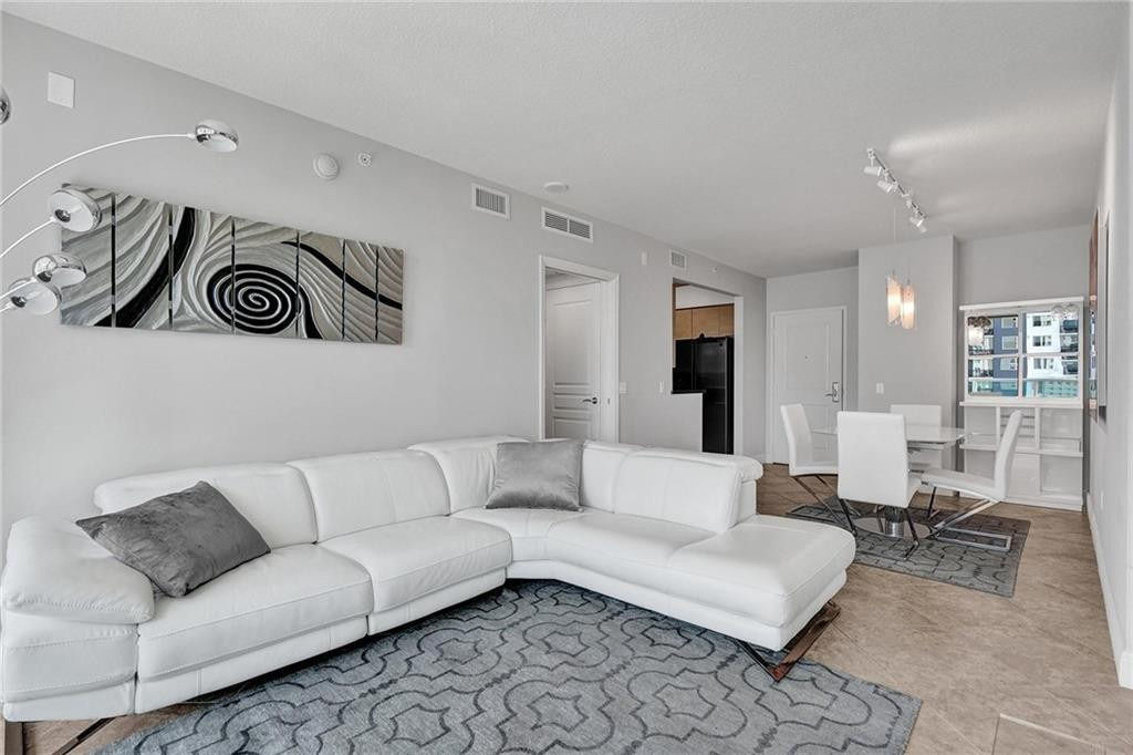 350 Se 2nd Street - Photo 7