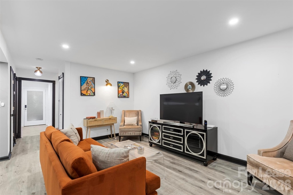 25033 Molokai Drive - Photo 12