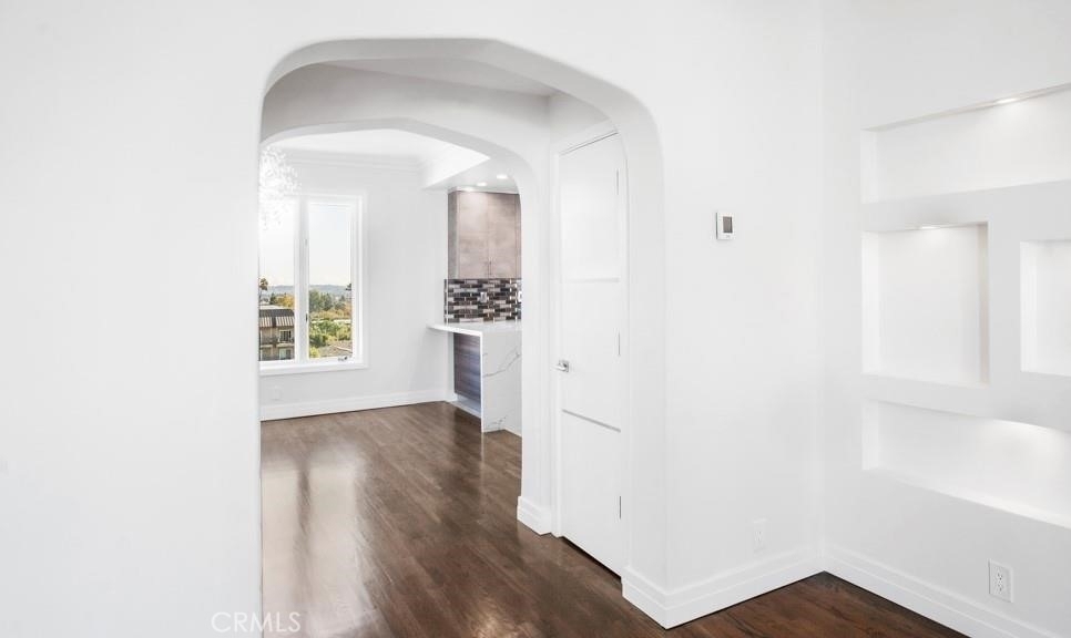 1424 N Crescent Heights Boulevard - Photo 9