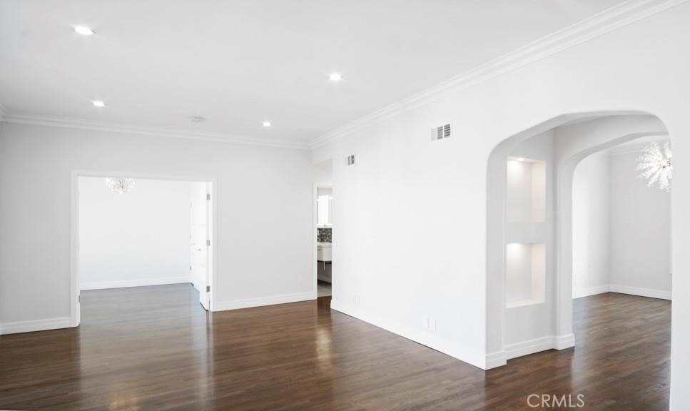1424 N Crescent Heights Boulevard - Photo 2