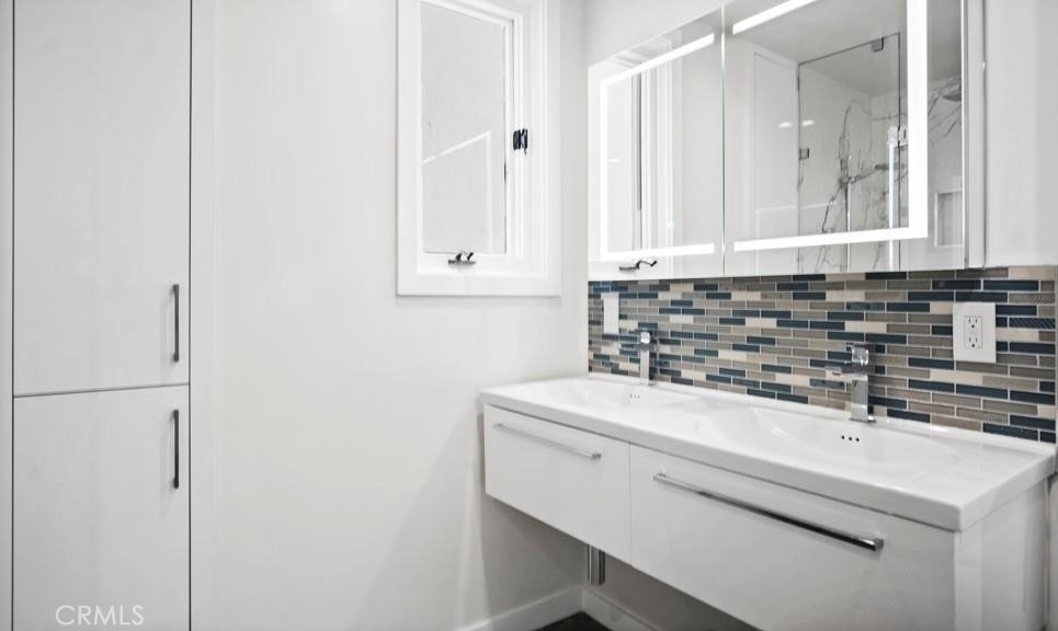 1424 N Crescent Heights Boulevard - Photo 20