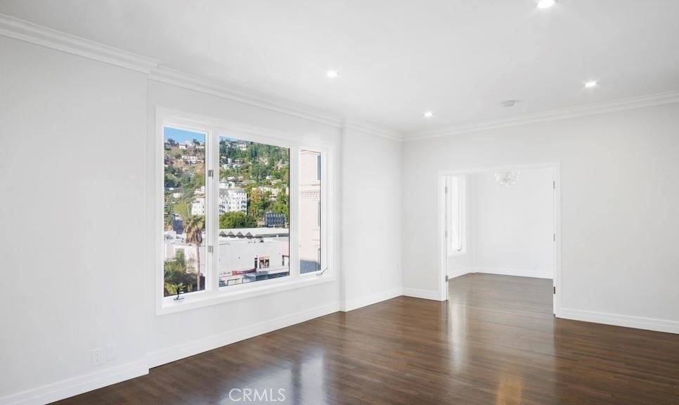 1424 N Crescent Heights Boulevard - Photo 4