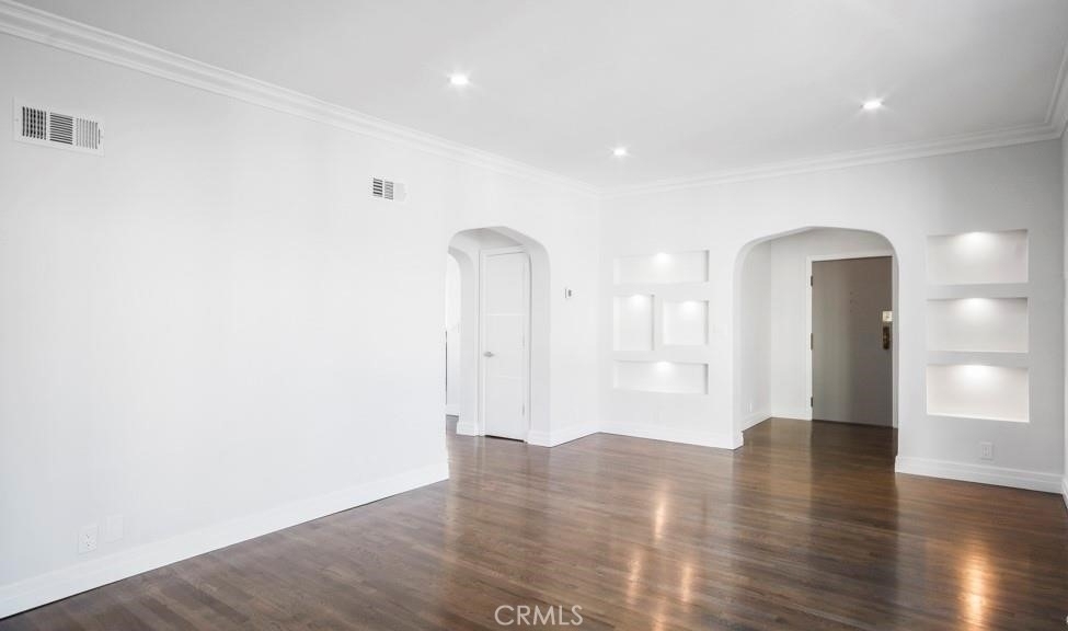 1424 N Crescent Heights Boulevard - Photo 6