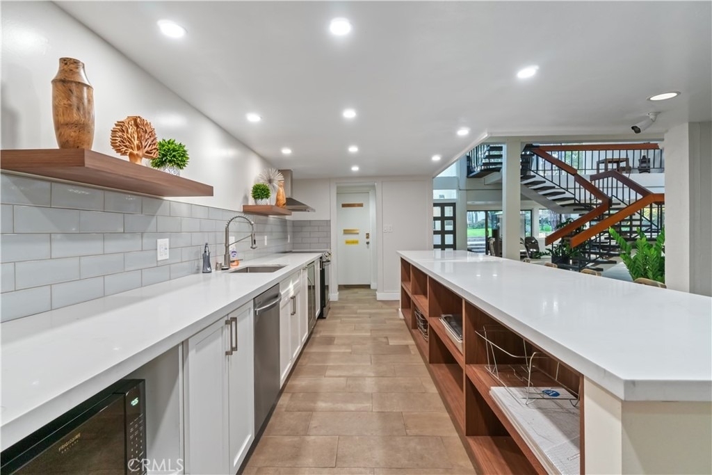 7765 W 91st St. - Photo 31