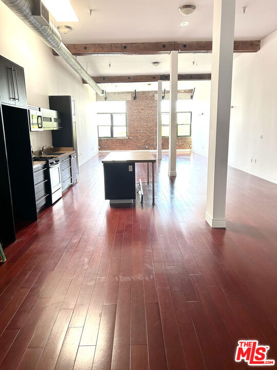 652 Mateo Street - Photo 1