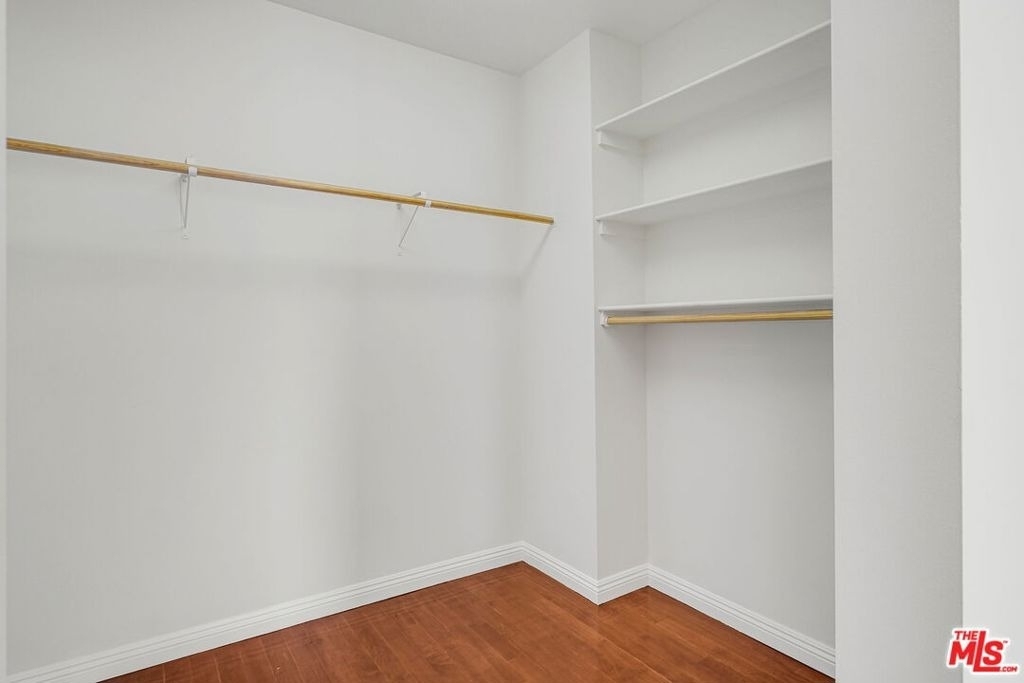 1411 Cloverfield Boulevard - Photo 13