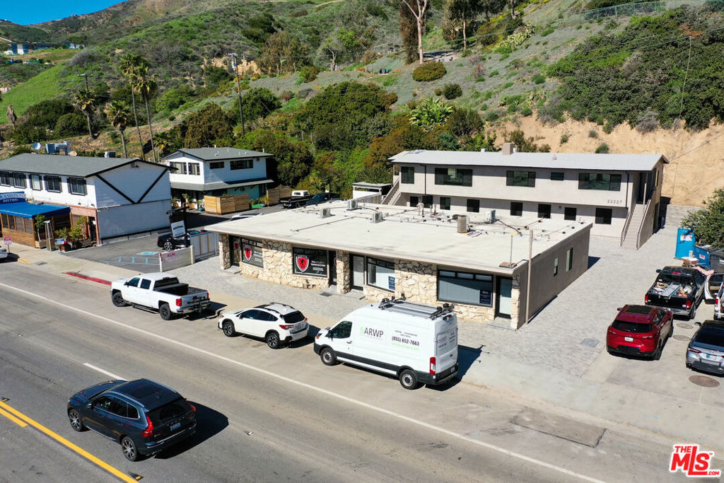 22227 Pacific Coast Highway - Photo 14
