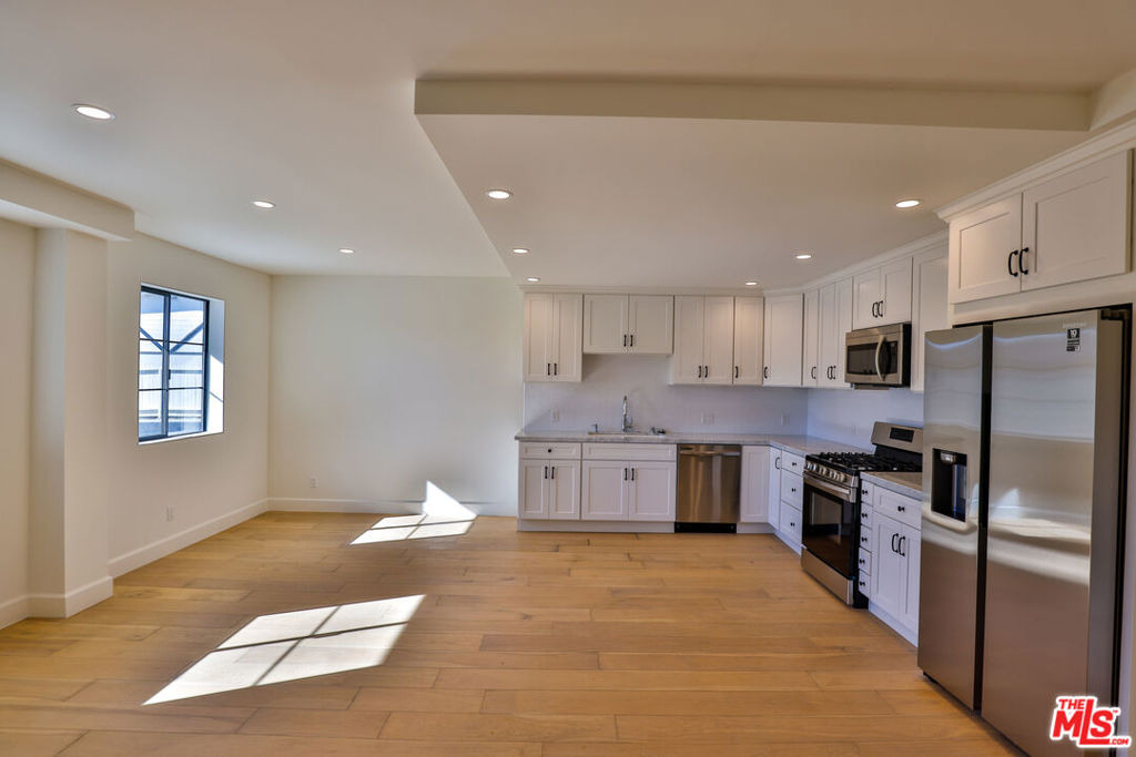 22227 Pacific Coast Highway - Photo 17