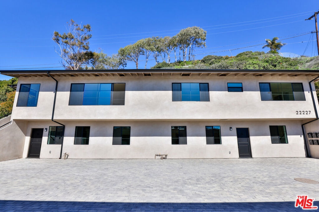 22227 Pacific Coast Highway - Photo 10