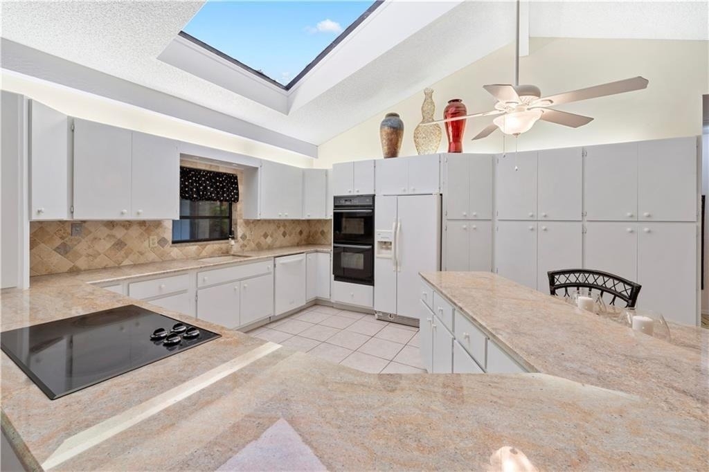 1330 Shorewinds Lane - Photo 7