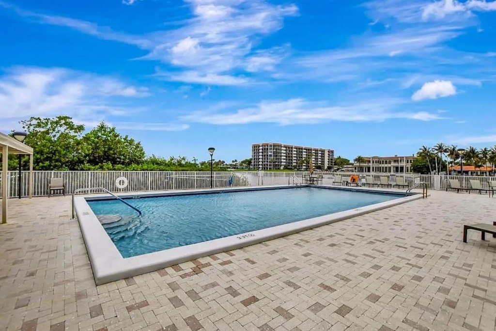 3912 S Ocean Boulevard - Photo 32