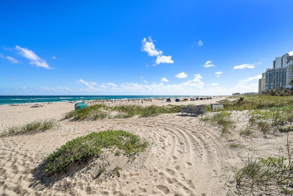 3730 N Ocean Drive - Photo 73