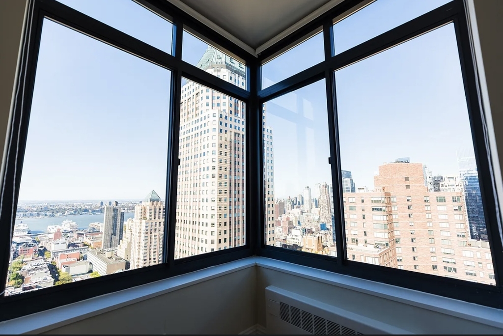 west 48th - Photo 4