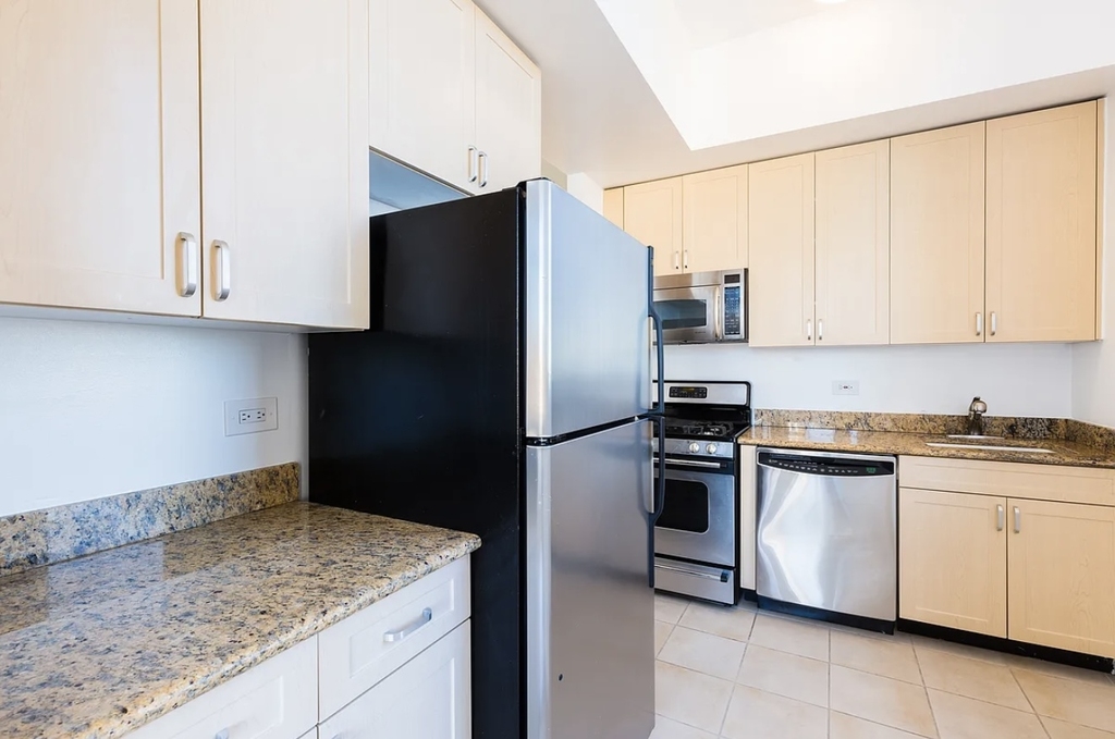 west 48th - Photo 1