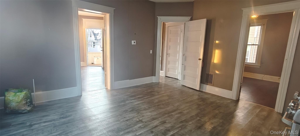 27 Franklin Street - Photo 6