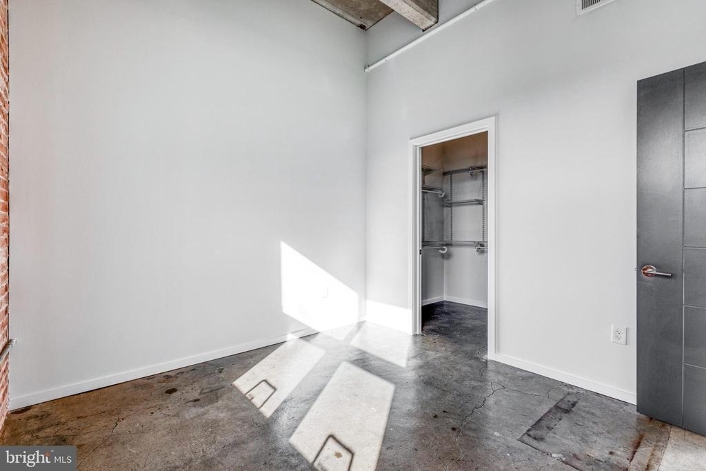 4800 Brown Street - Photo 5