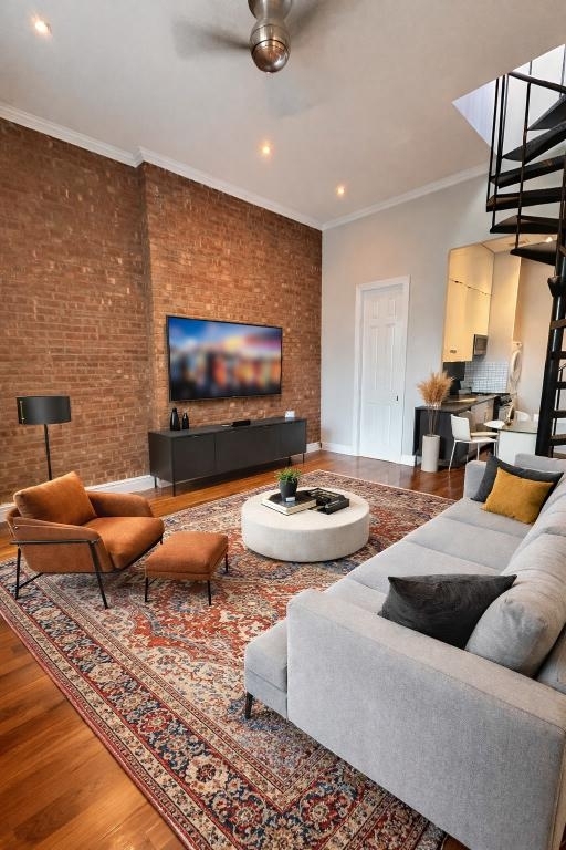 East 75th Street, Unit 5B - Photo 1