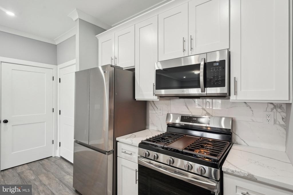 2421 Bristol Road - Photo 6