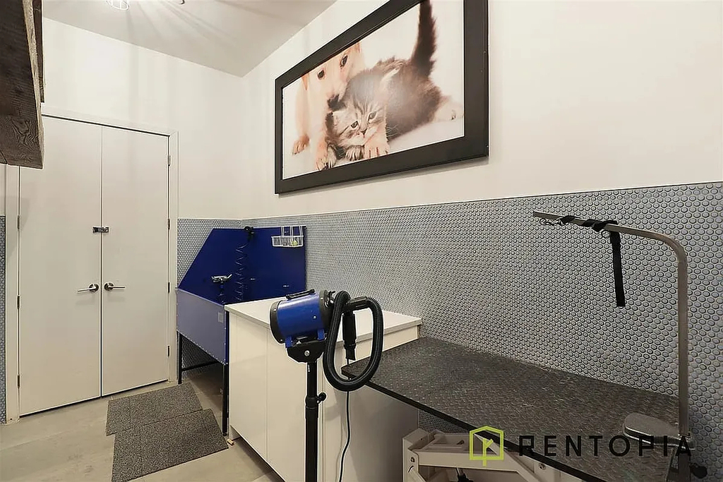 340 Evergreen Avenue - Photo 8