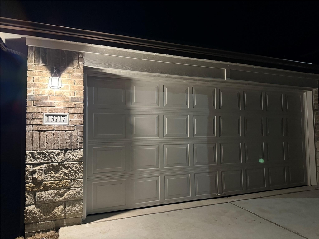 13717 Thomas Wheeler Way - Photo 2