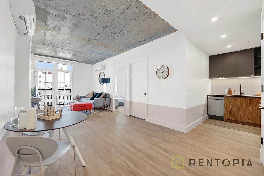 668 Bushwick Avenue - Photo 4