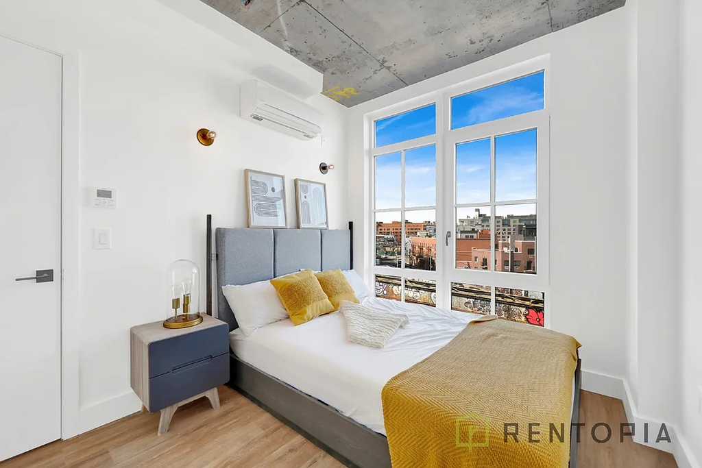 668 Bushwick Avenue - Photo 8
