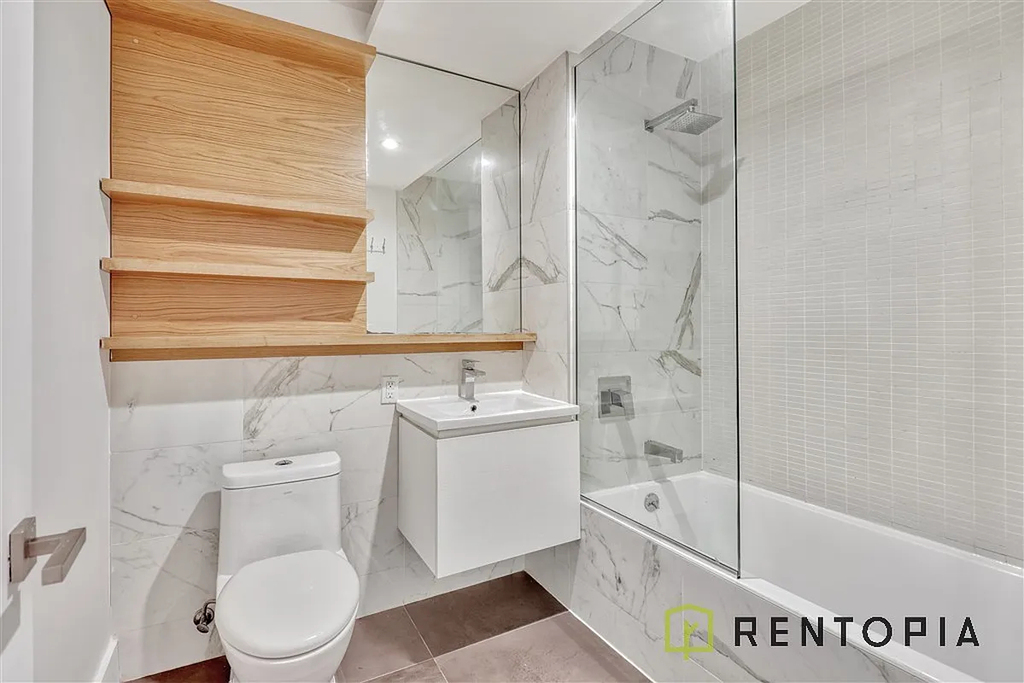 810 Flushing ave - Photo 4