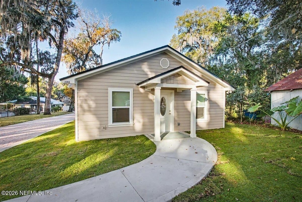 2210 Shepard Street - Photo 4