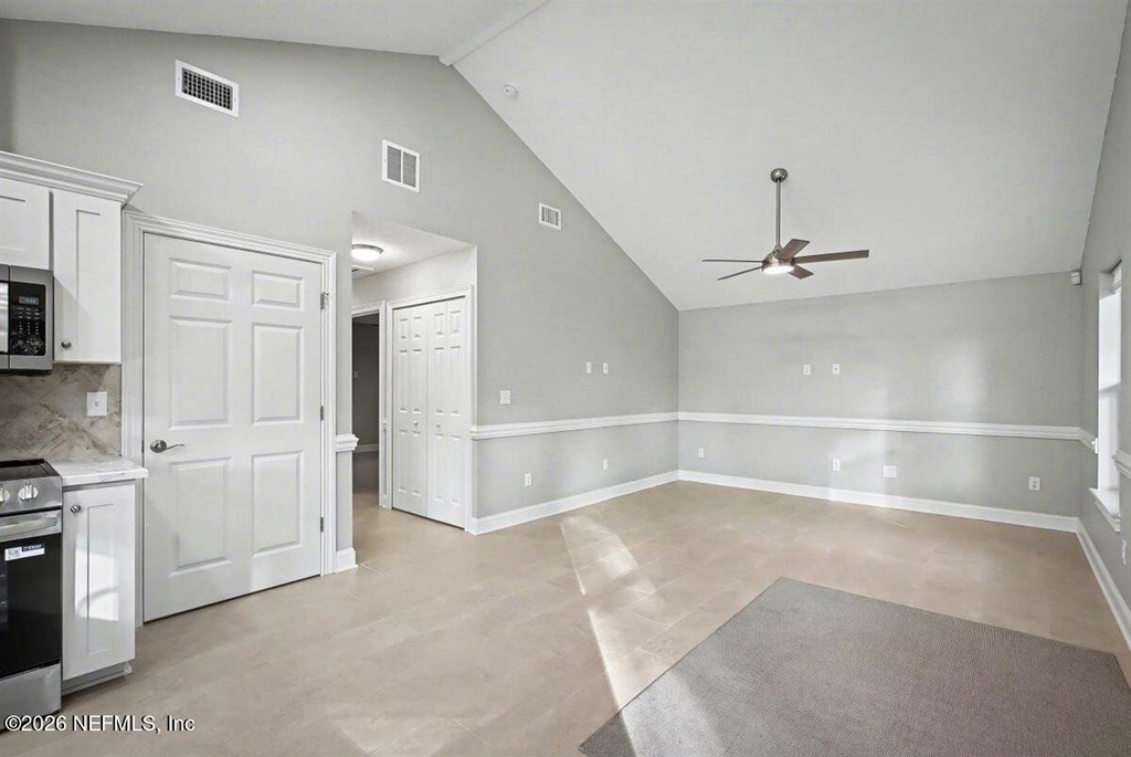 2210 Shepard Street - Photo 14