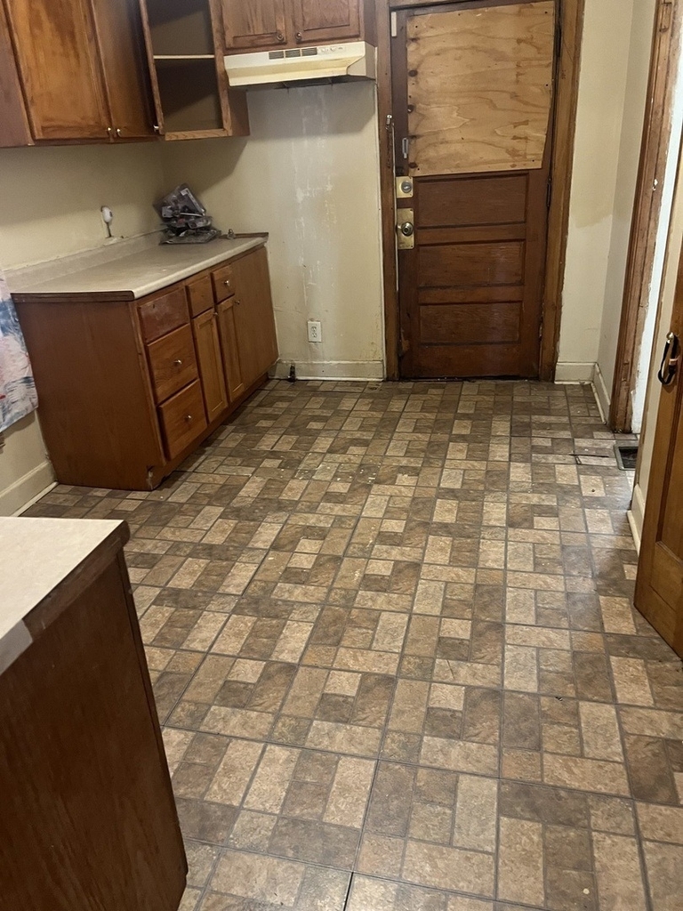 8010 S Evans Avenue - Photo 7