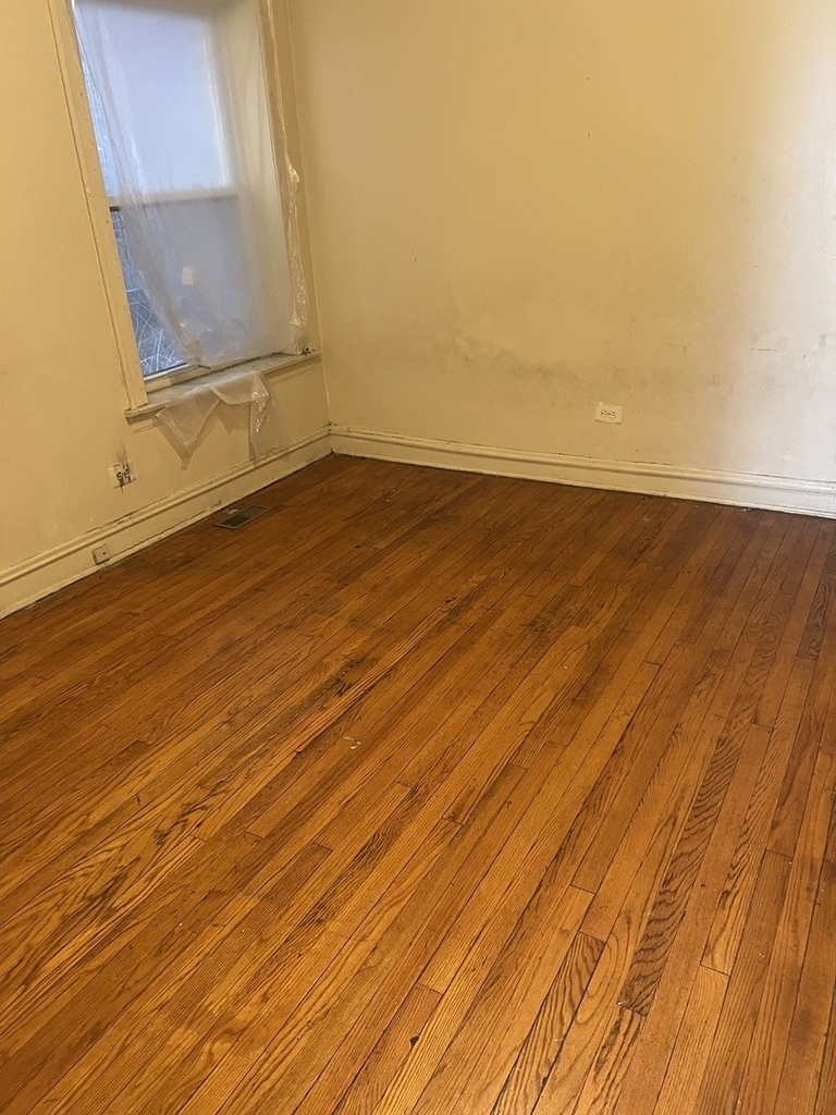 8010 S Evans Avenue - Photo 10