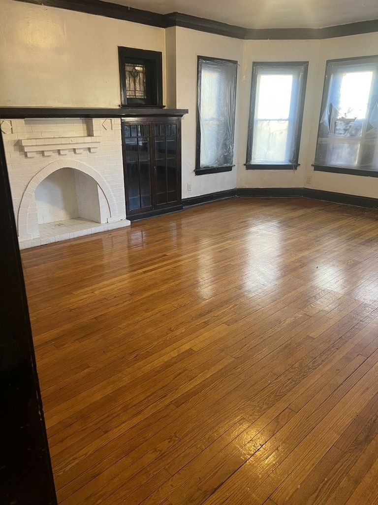 8010 S Evans Avenue - Photo 2