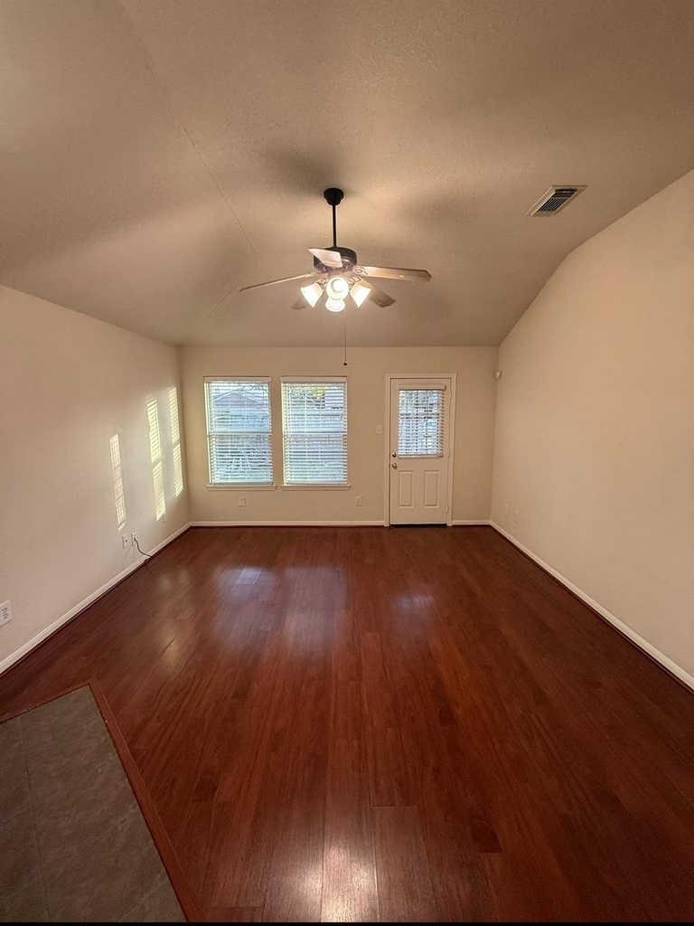 17719 Scarlett Falls Lane - Photo 8