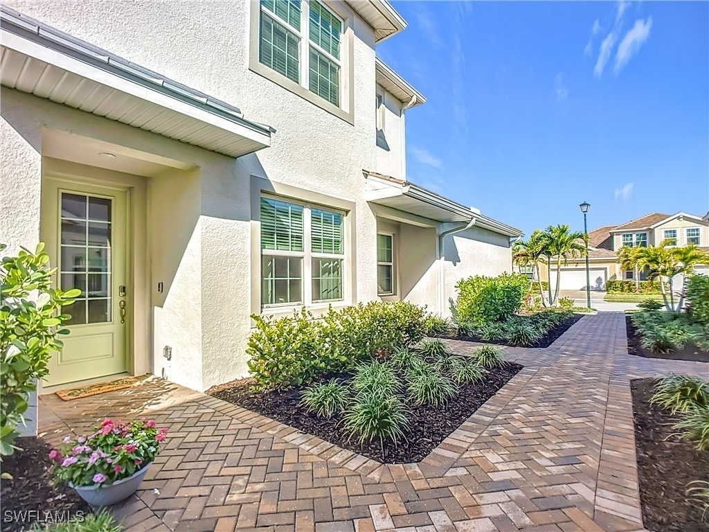 4664 Arboretum Circle - Photo 2
