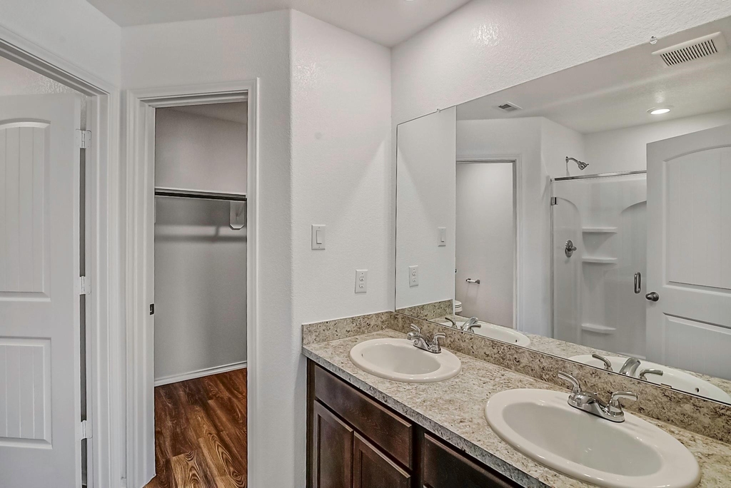 14412 Conifer Drive - Photo 8