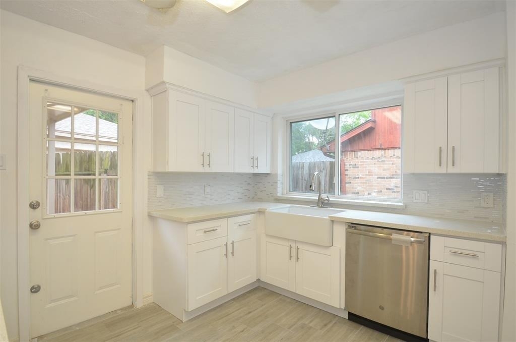 2822 River Birch Drive - Photo 2