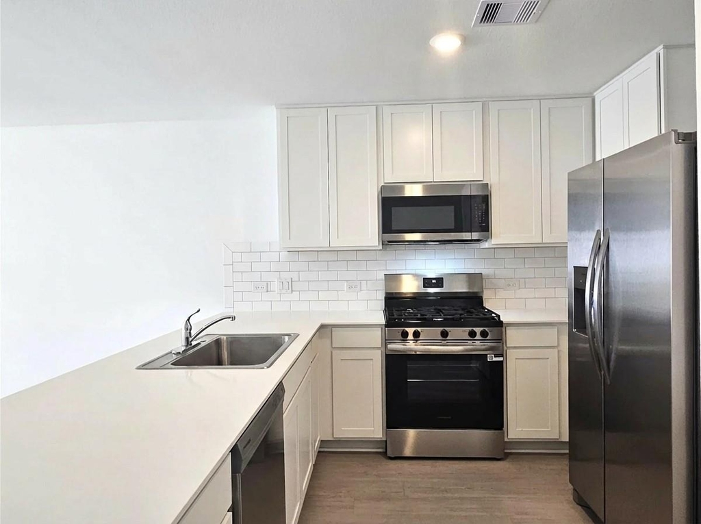 3132 Sunset Glory Drive - Photo 7