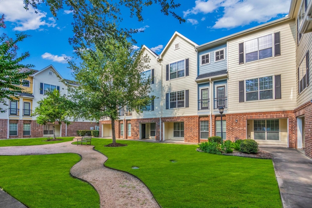 9200 Westheimer Road - Photo 1