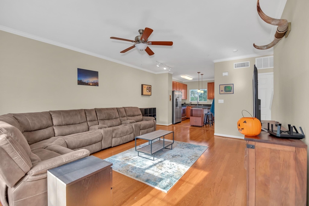 9200 Westheimer Road - Photo 10