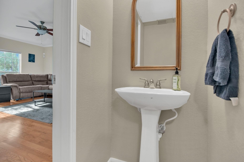 9200 Westheimer Road - Photo 16