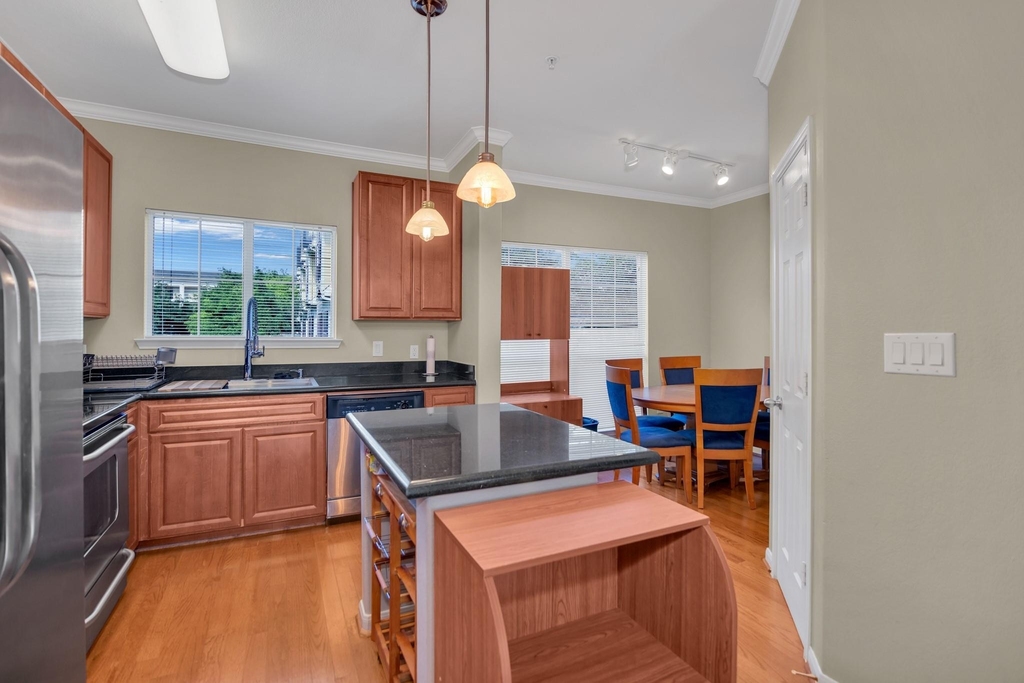 9200 Westheimer Road - Photo 12