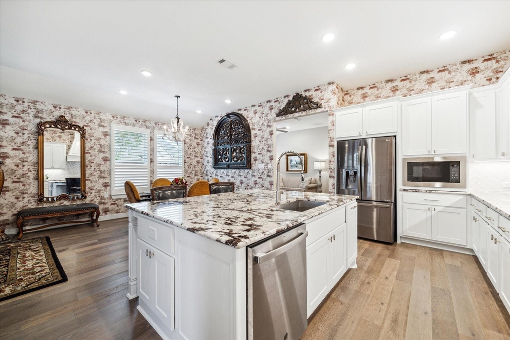 21902 Lake Whitney Court - Photo 11